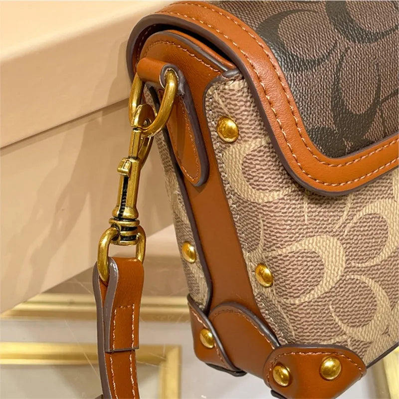 New Minimalist Fashionable Small Handbag Contrasting Color Women's High-End Carriage Crossbody Bag
