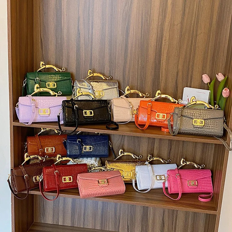 Female Shoulder Crossbody Bag Popular Handbags Fashion Lock Catch PU Purse Shoulder Bag